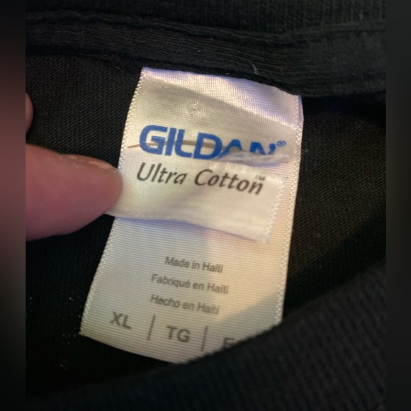 Graphic tee - Picture 3 of 3